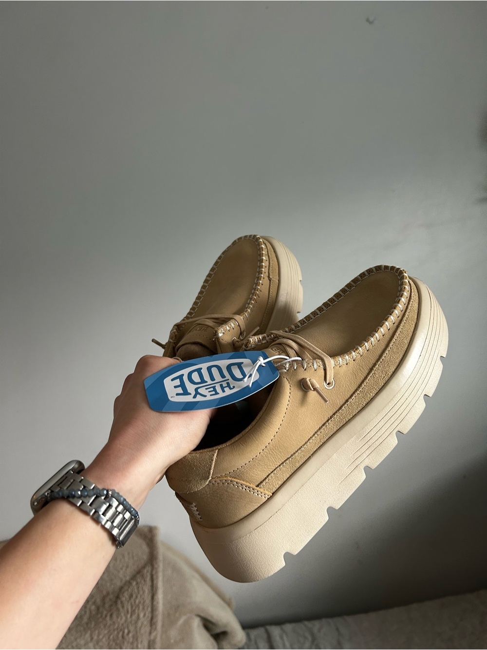 BRAND NEW Hey Dude platform Austin Edge Ox Nubuck Loafers in Tan SIZE 8 - Picture 8 of 15